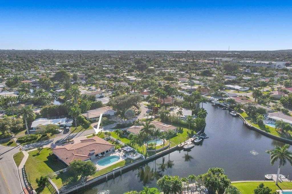 Small Image of 1109 SOUTH EAST 12TH ST, Deerfield Beach Number 9