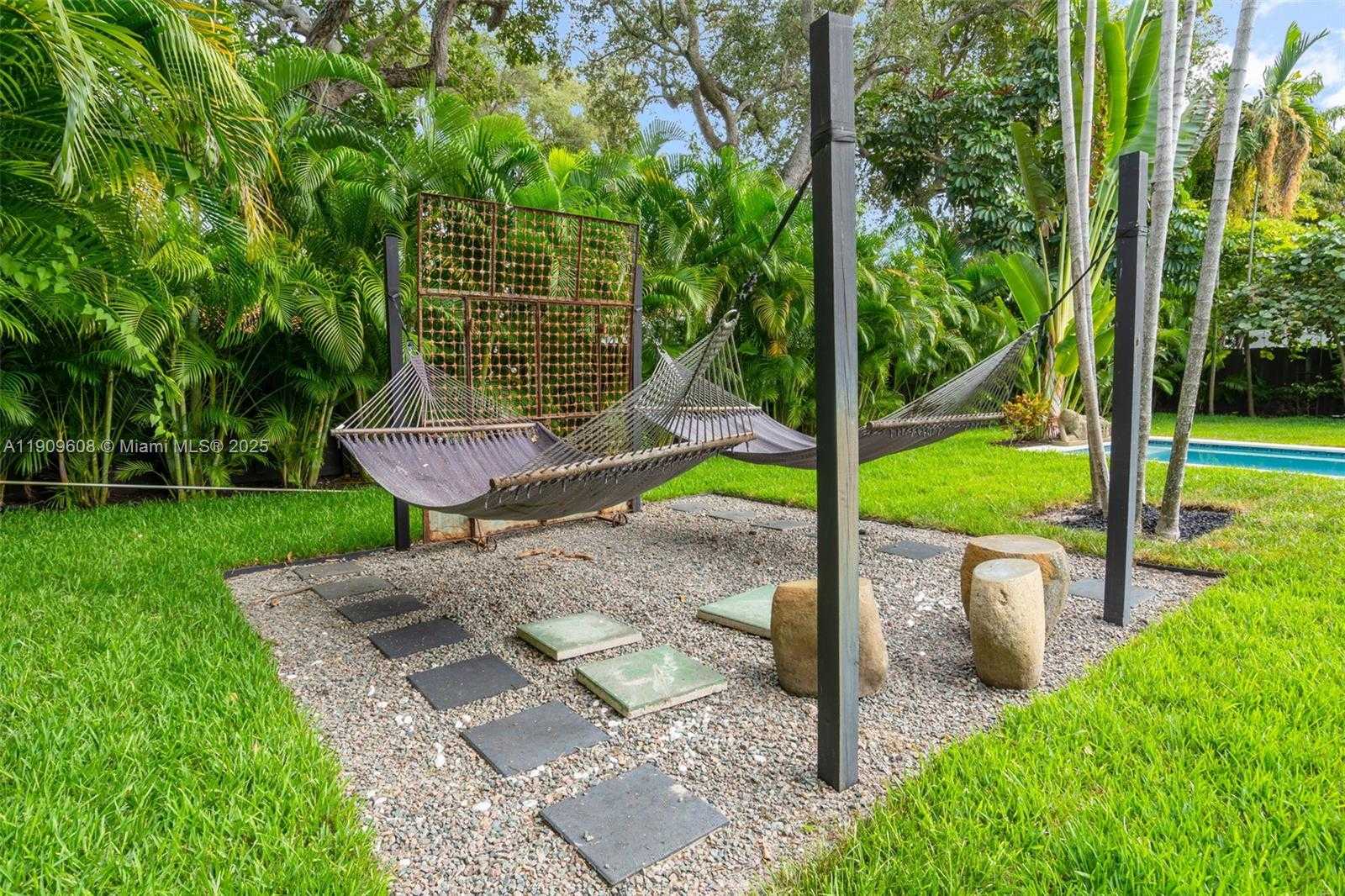 Small Image of 9015 NORTH EAST 10TH AVE, Miami Number 30