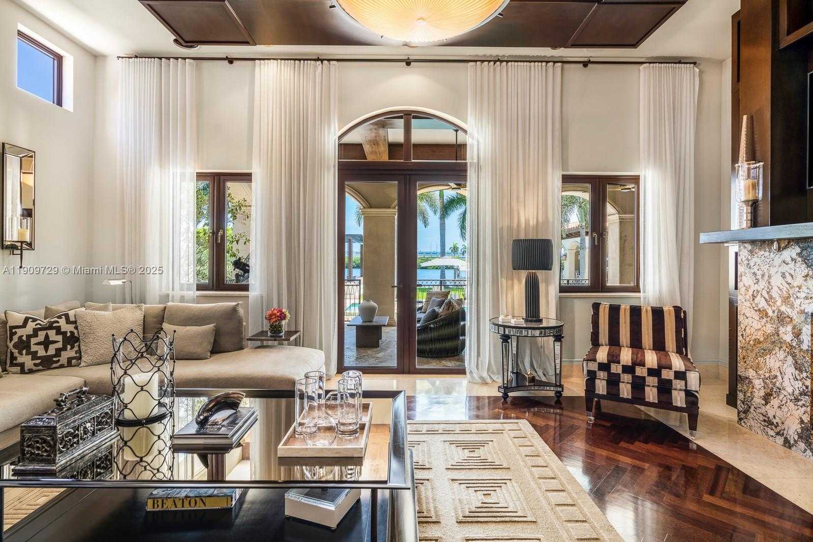 Small Image of 210 PALM AVENUE, Miami Beach Number 17