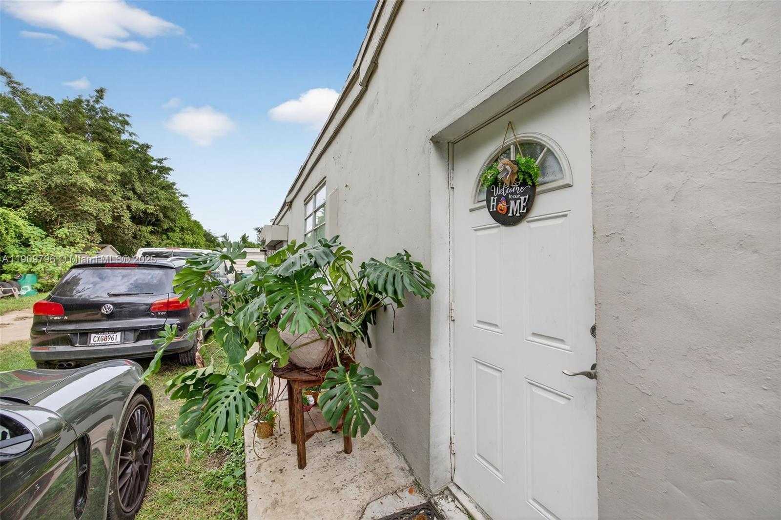 Small Image of 23825 SOUTH WEST 142ND AVE, Homestead Number 12