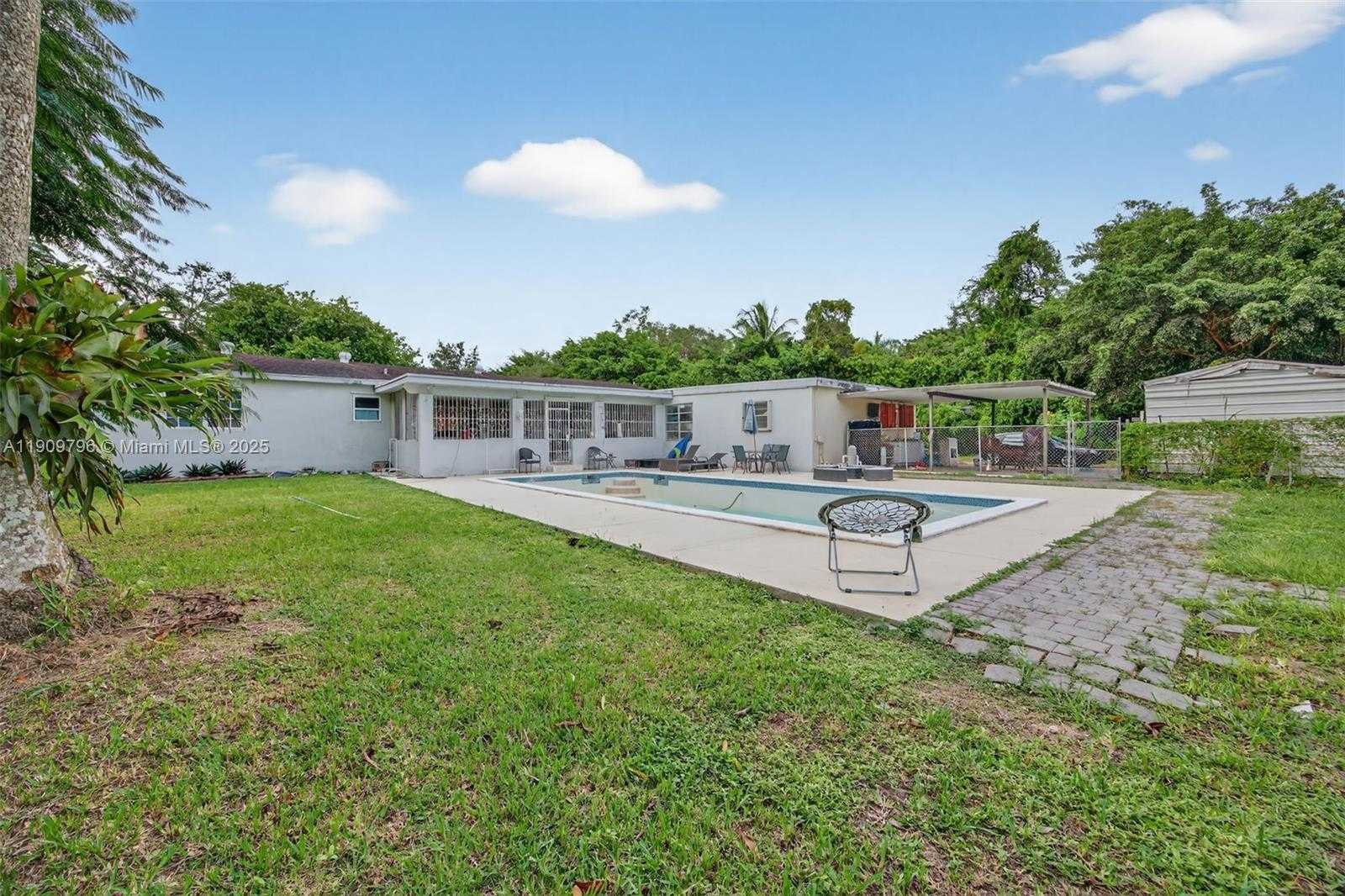 Small Image of 23825 SOUTH WEST 142ND AVE, Homestead Number 41