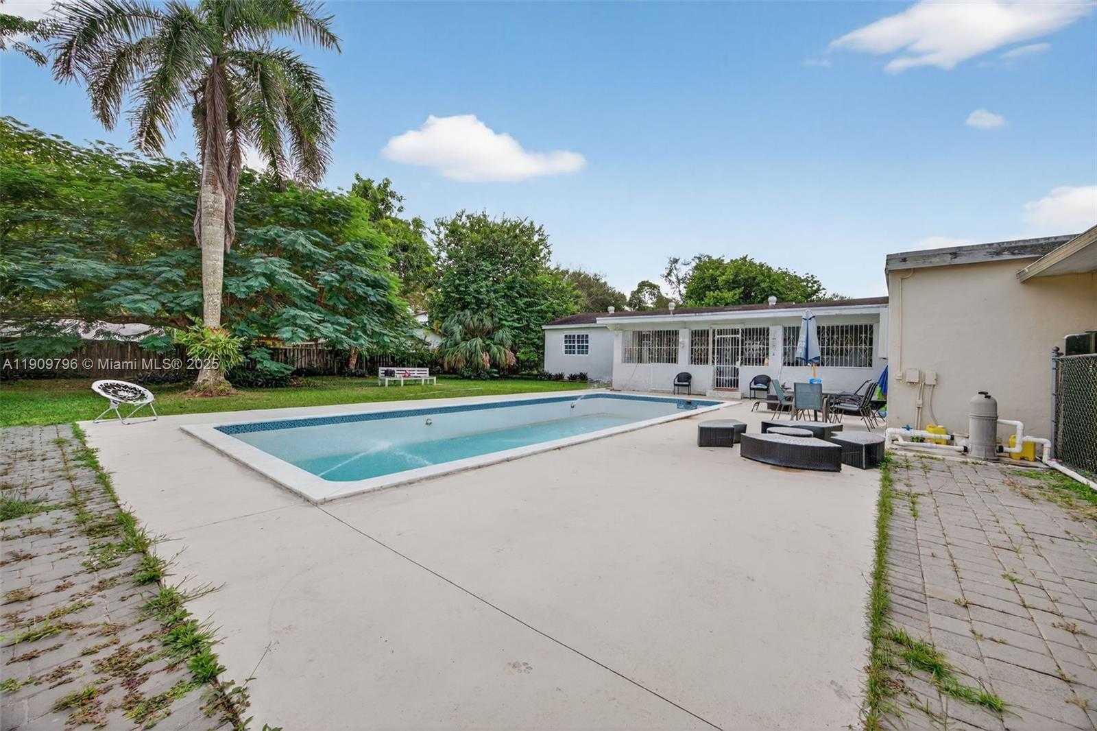 Small Image of 23825 SOUTH WEST 142ND AVE, Homestead Number 42