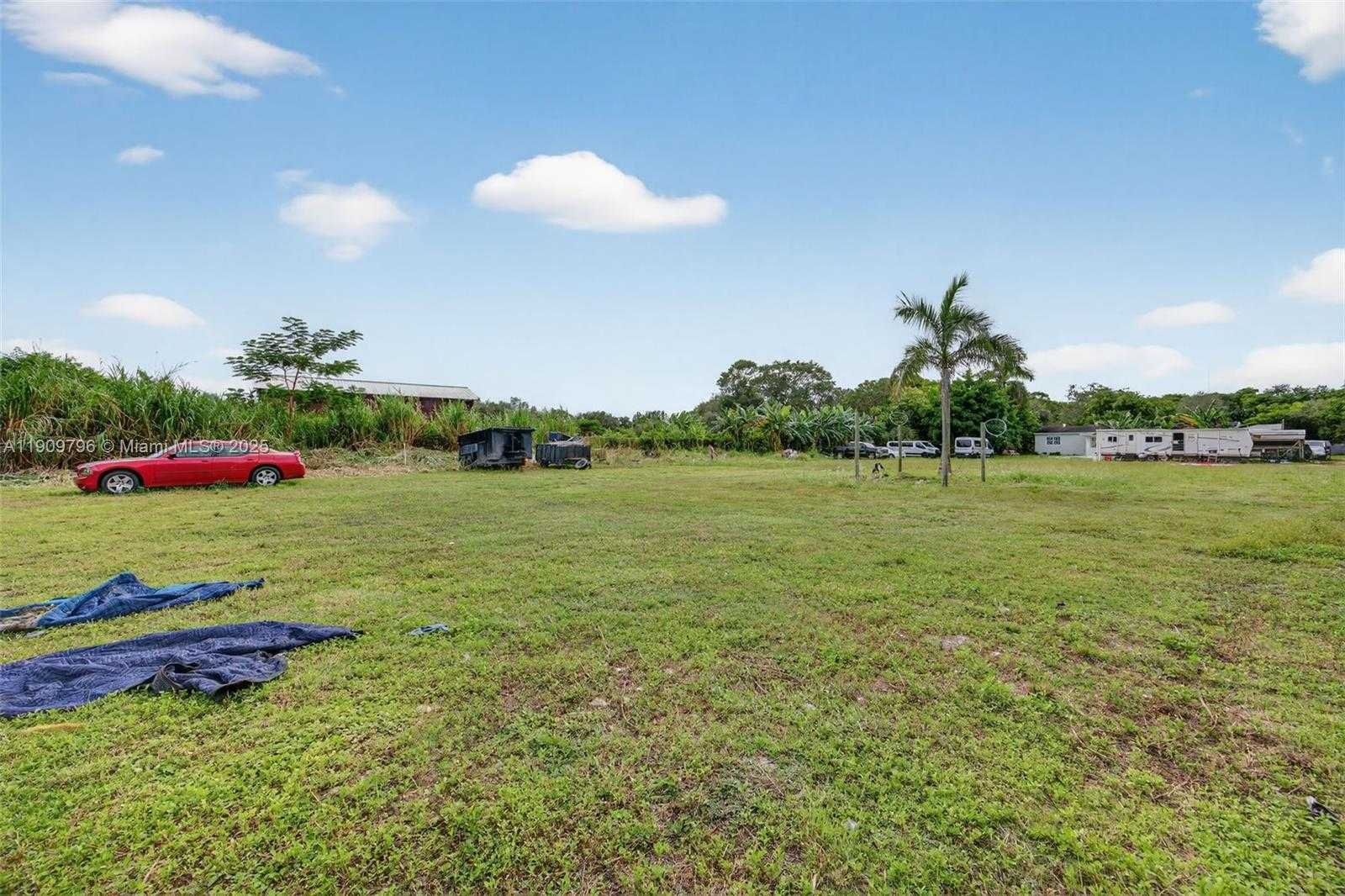 Small Image of 23825 SOUTH WEST 142ND AVE, Homestead Number 44