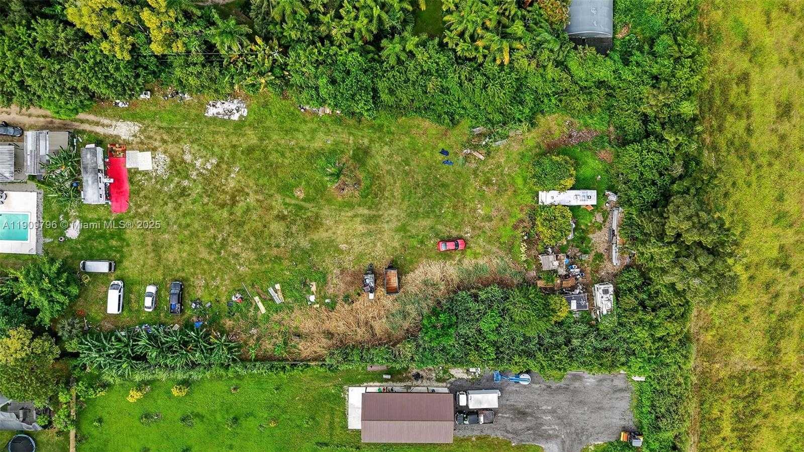 Small Image of 23825 SOUTH WEST 142ND AVE, Homestead Number 57