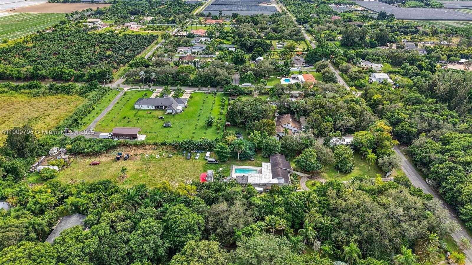 Small Image of 23825 SOUTH WEST 142ND AVE, Homestead Number 60