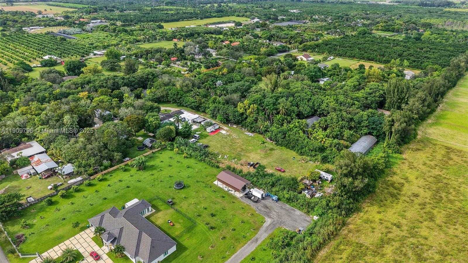 Small Image of 23825 SOUTH WEST 142ND AVE, Homestead Number 63