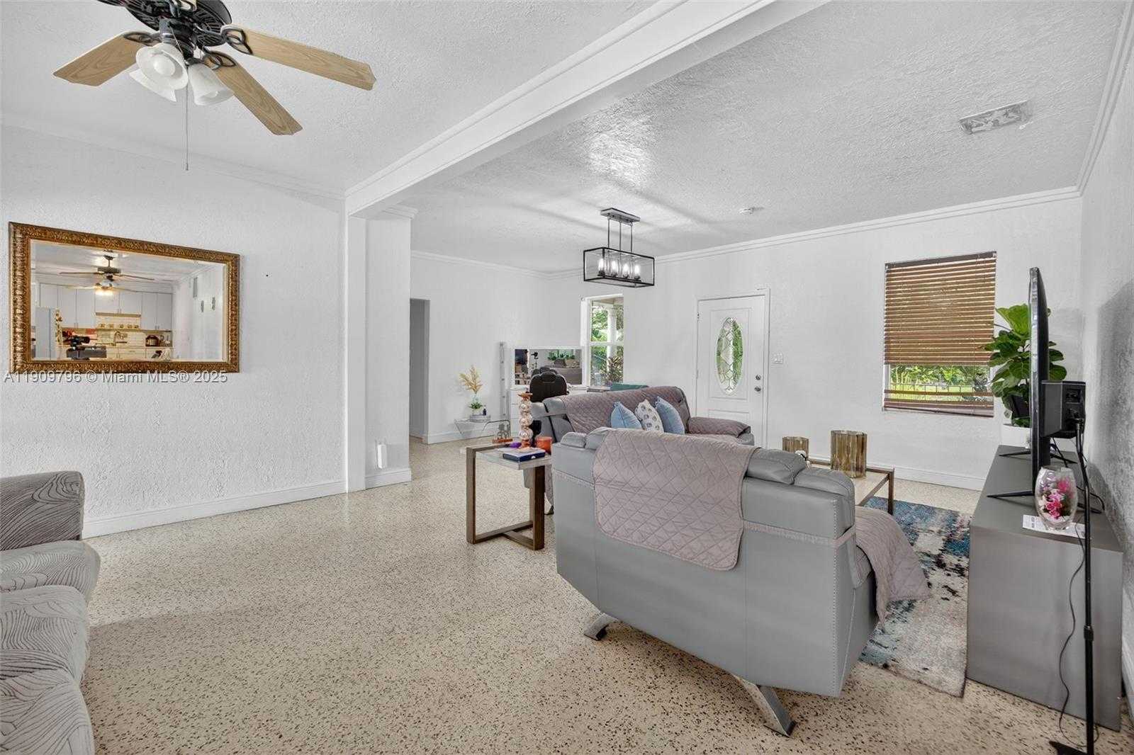 Small Image of 23825 SOUTH WEST 142ND AVE, Homestead Number 9