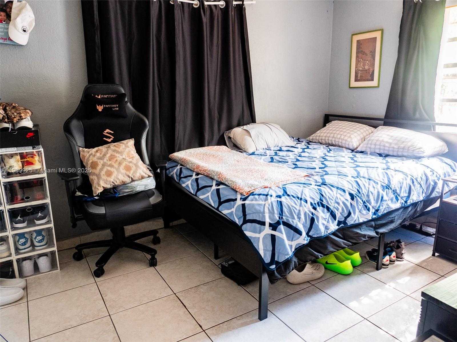 Small Image of 250 NORTH WEST 51ST ST, Miami Number 11