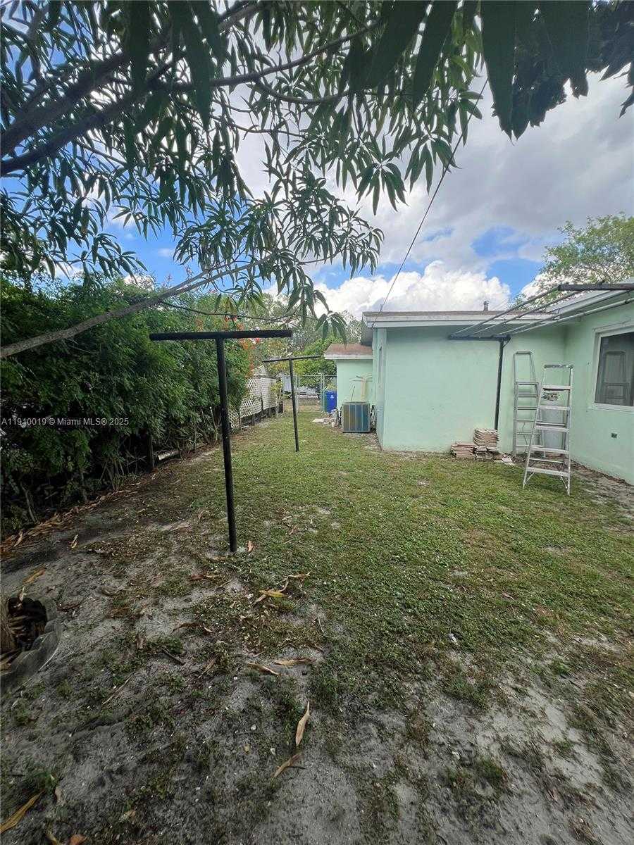 Small Image of 6200 SOUTH WEST 19TH ST, Miramar Number 29