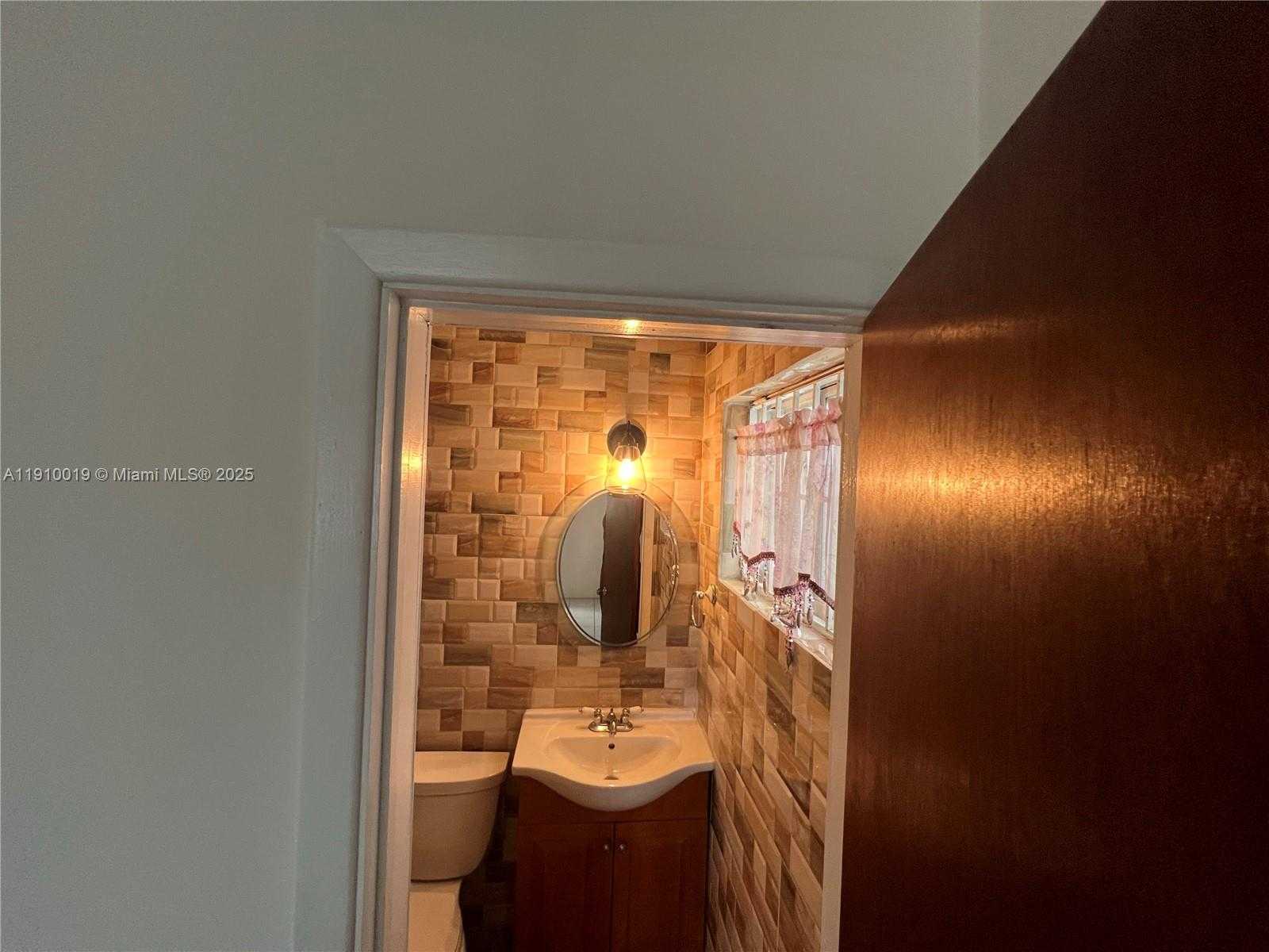 Small Image of 6200 SOUTH WEST 19TH ST, Miramar Number 60