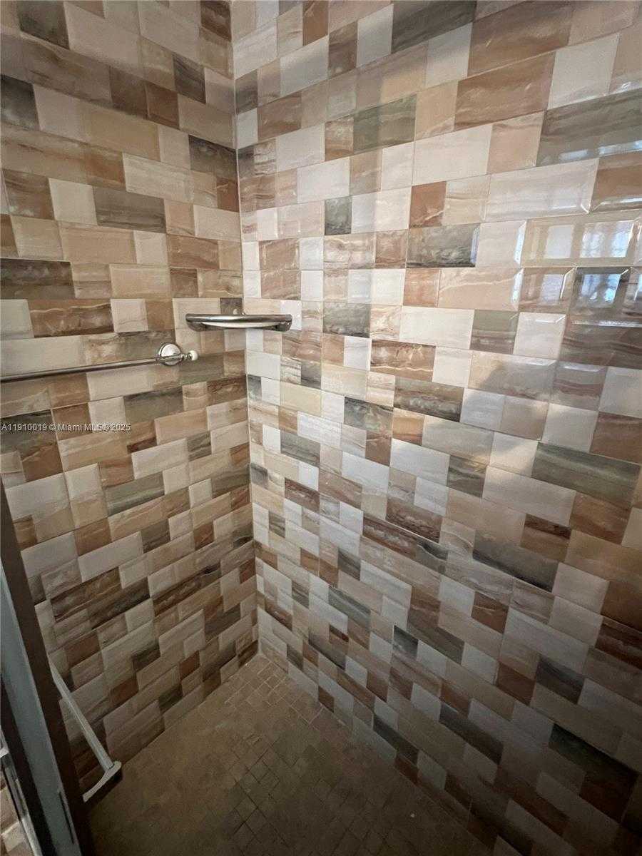 Small Image of 6200 SOUTH WEST 19TH ST, Miramar Number 62