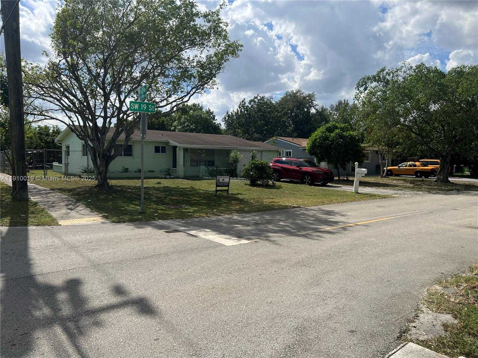 Small Image of 6200 SOUTH WEST 19TH ST, Miramar Number 66
