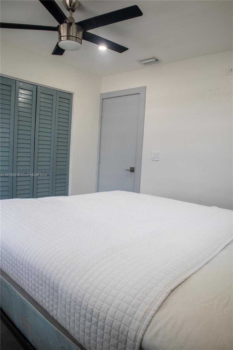 Small Image of 3541 SOUTH WEST 105TH CT, Miami Number 18