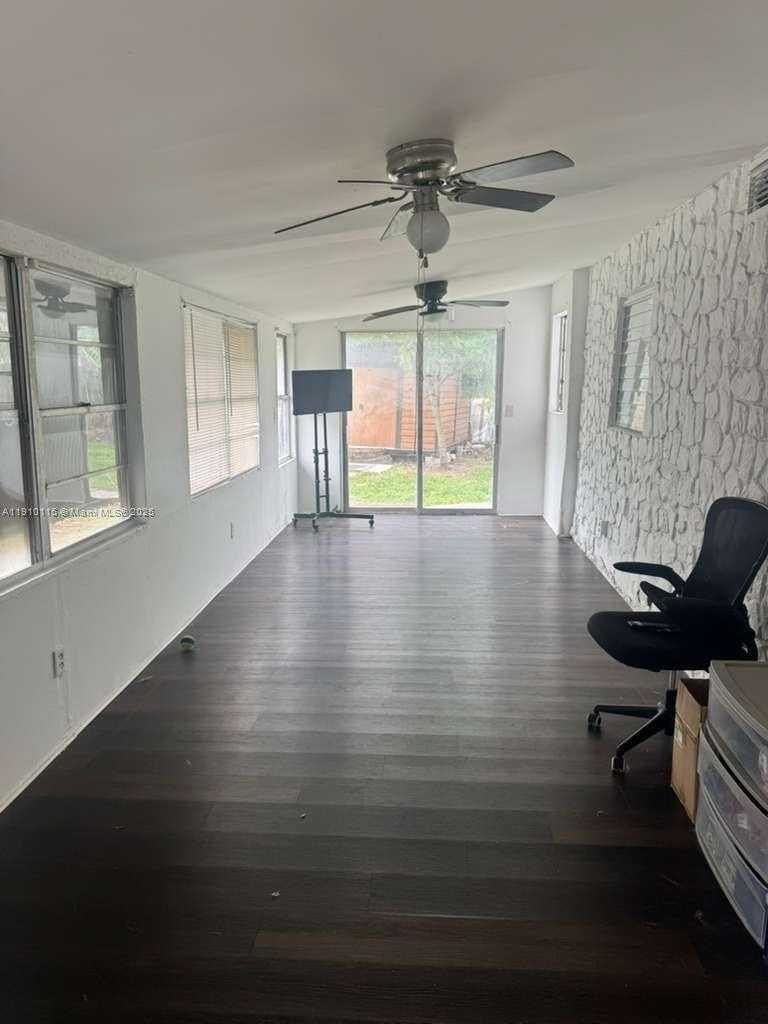 Small Image of 1517 NORTH WEST 58TH AVE, Margate Number 7