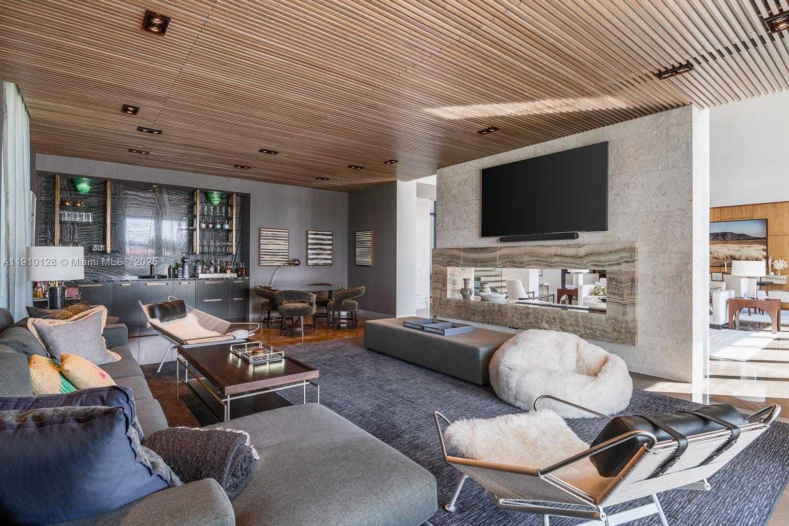 Small Image of 1175 SPANISH RIVER RD, Boca Raton Number 13