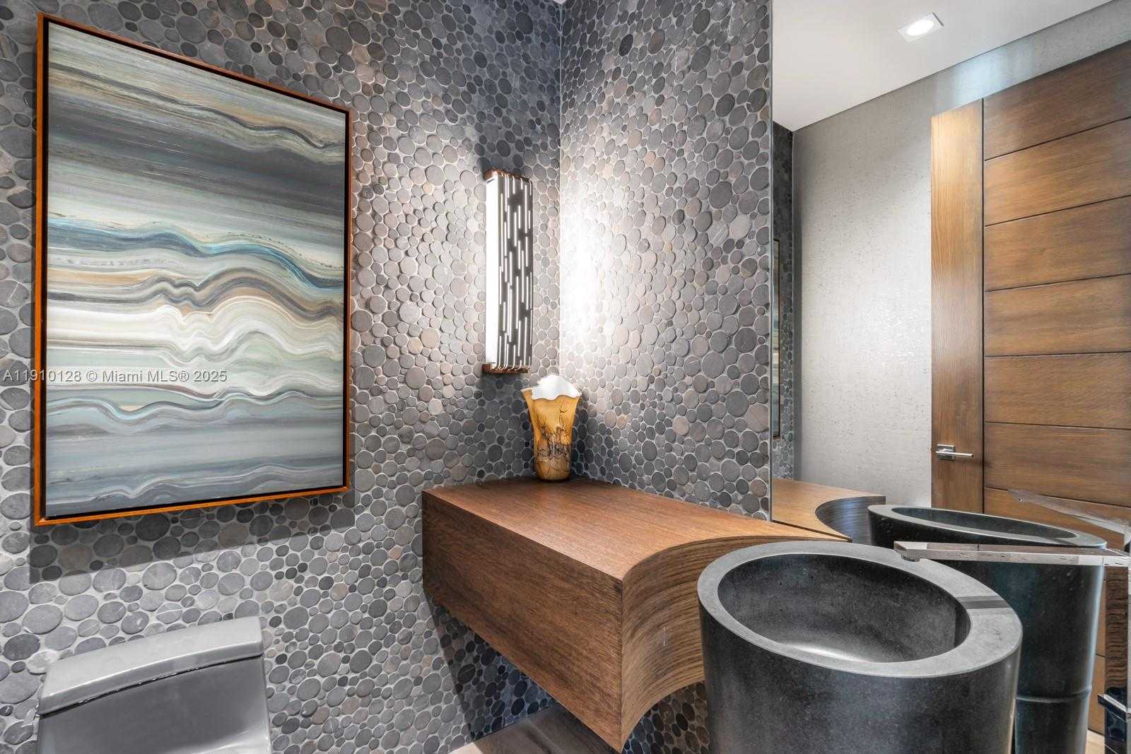 Small Image of 1175 SPANISH RIVER RD, Boca Raton Number 32