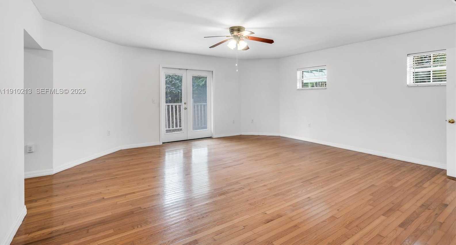 Small Image of 4416 SOUTH WEST 14TH ST, Miami Number 12