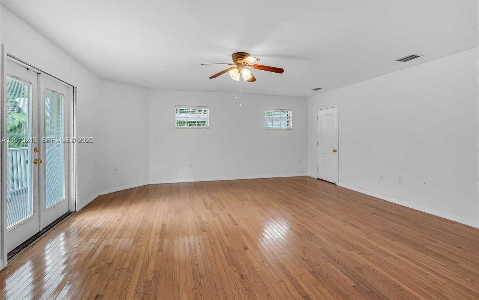 Small Image of 4416 SOUTH WEST 14TH ST, Miami Number 14