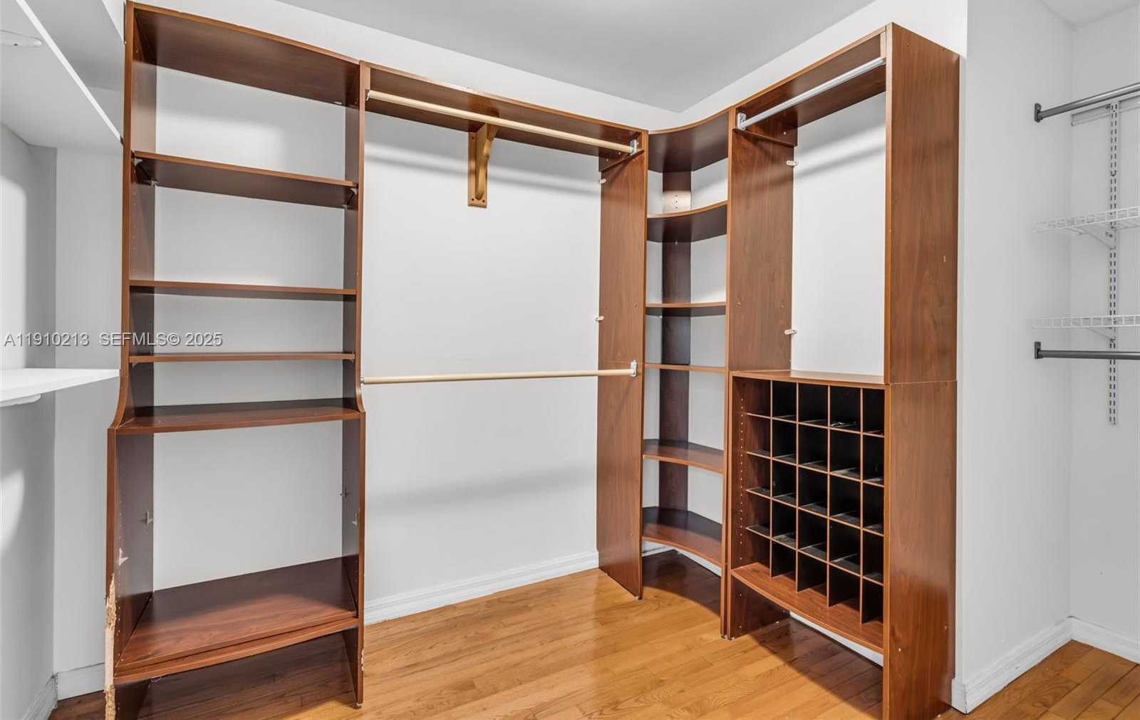 Small Image of 4416 SOUTH WEST 14TH ST, Miami Number 17