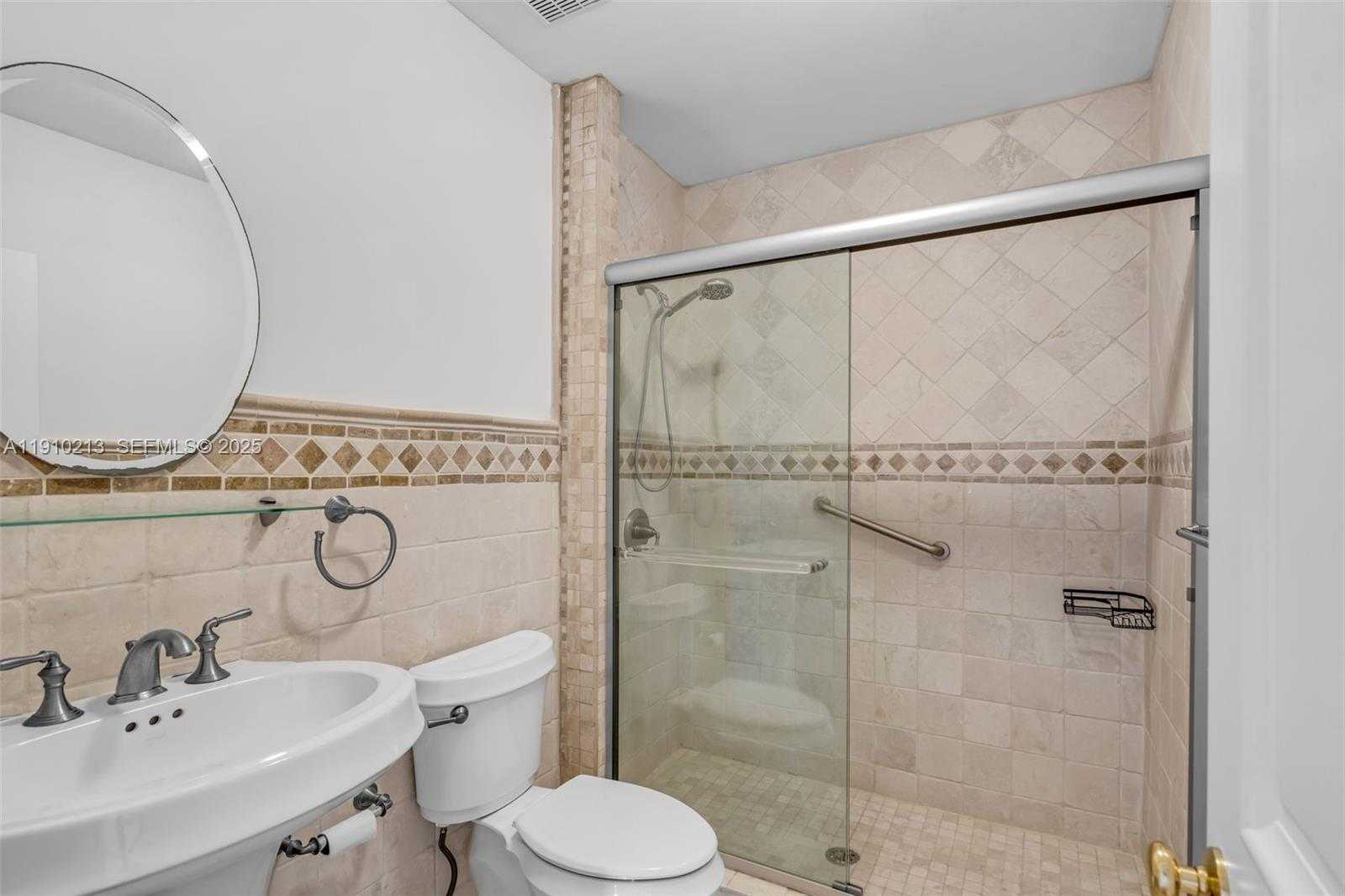 Small Image of 4416 SOUTH WEST 14TH ST, Miami Number 21