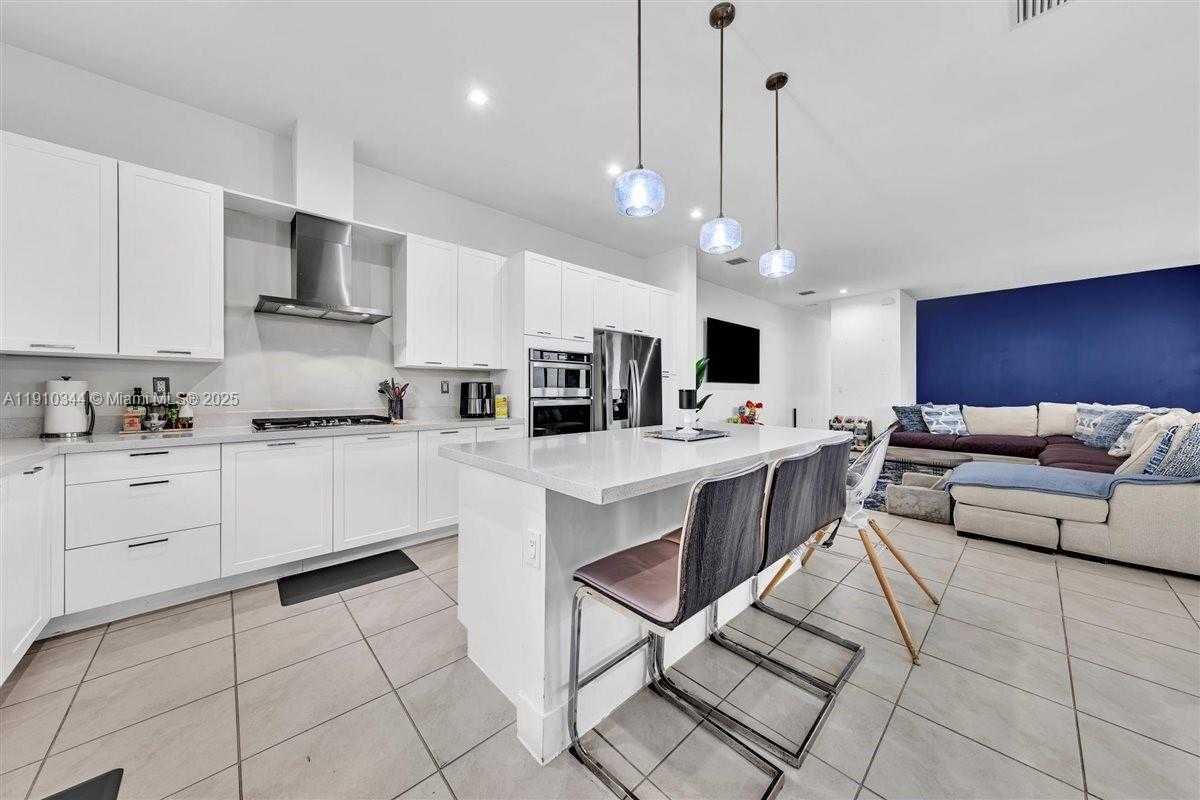 Small Image of 4346 NORTH WEST 81ST AVE, Doral Number 12