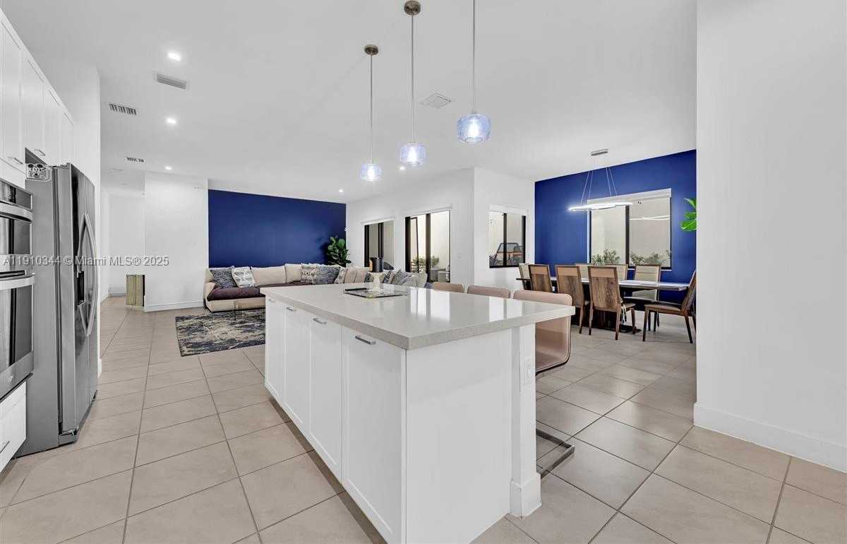 Small Image of 4346 NORTH WEST 81ST AVE, Doral Number 16