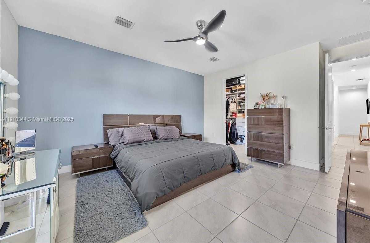 Small Image of 4346 NORTH WEST 81ST AVE, Doral Number 25