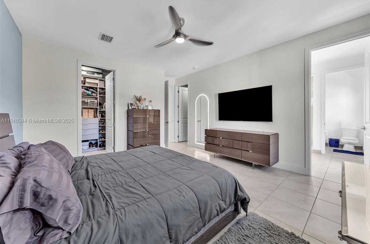 Small Image of 4346 NORTH WEST 81ST AVE, Doral Number 26