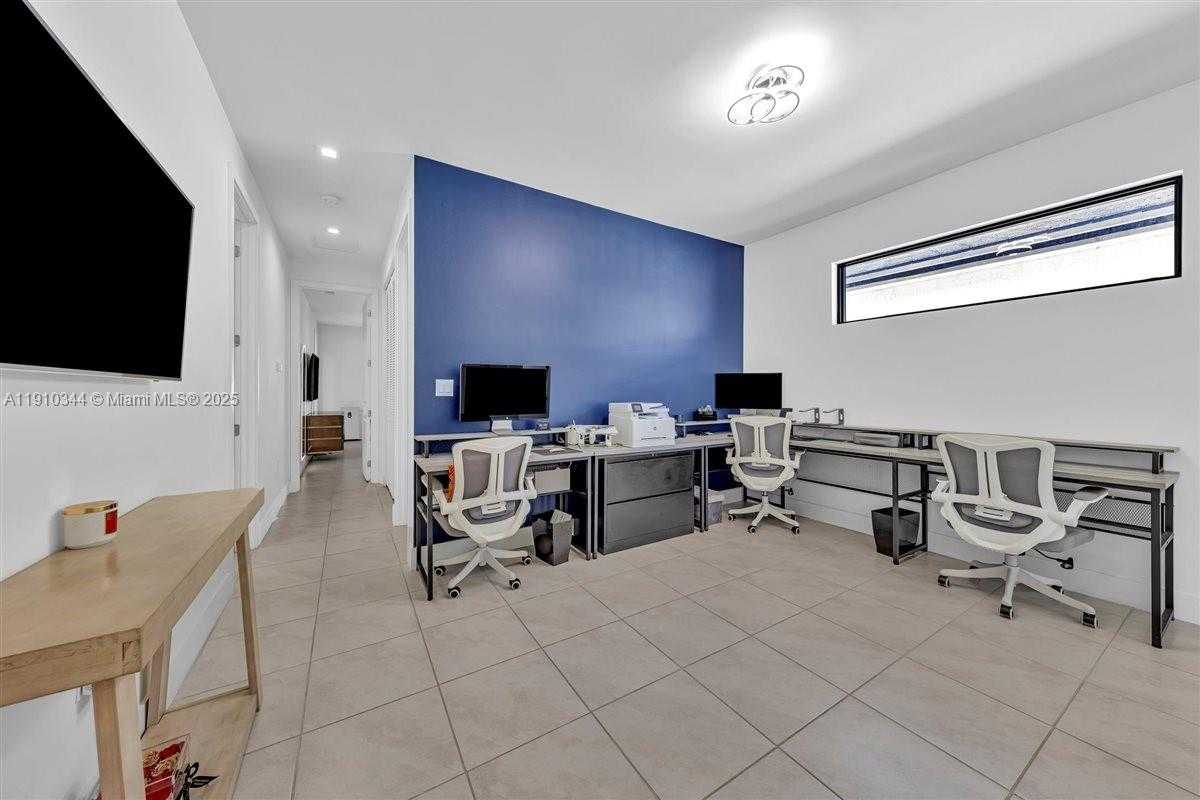 Small Image of 4346 NORTH WEST 81ST AVE, Doral Number 28