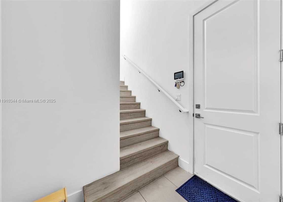 Small Image of 4346 NORTH WEST 81ST AVE, Doral Number 38