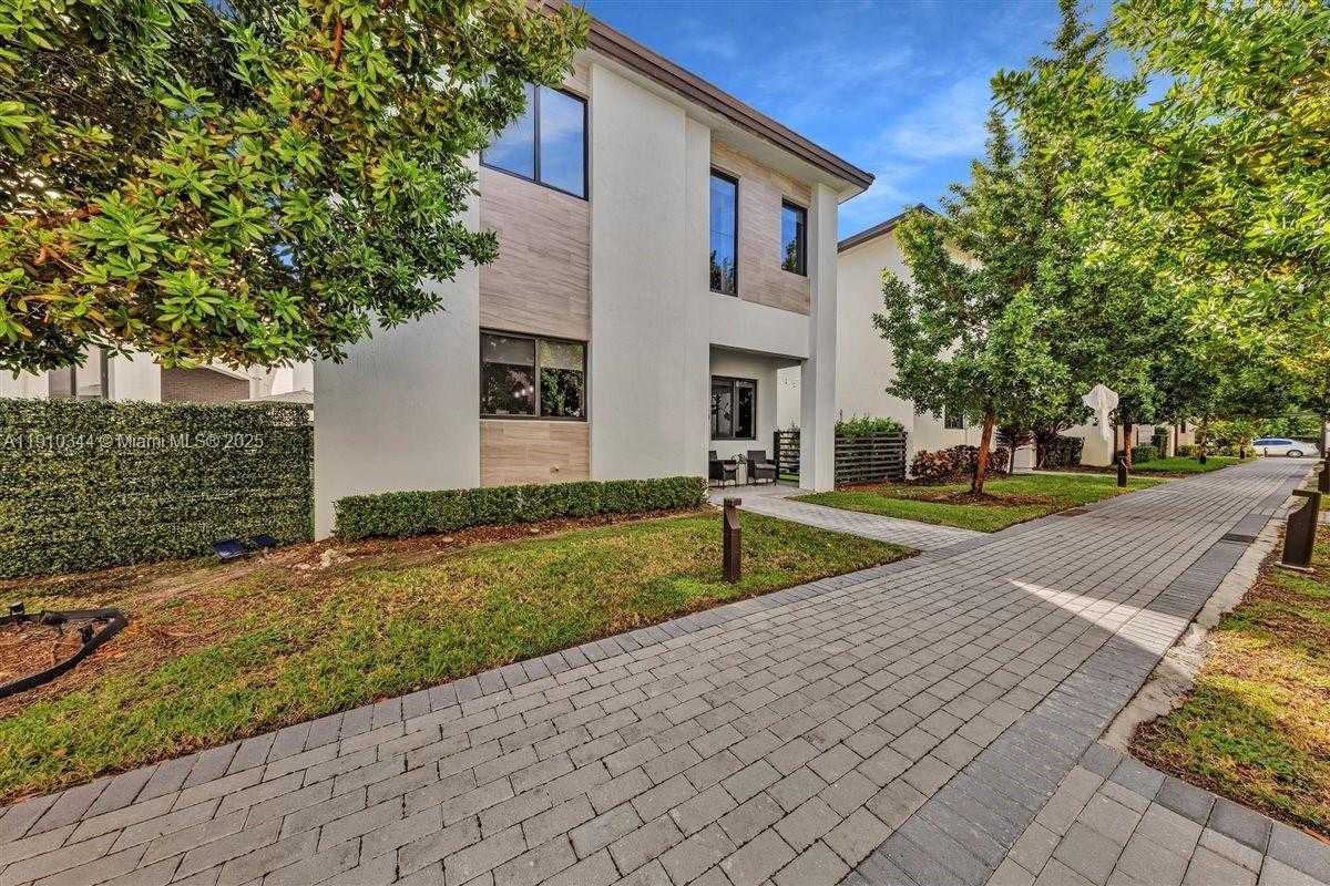 Small Image of 4346 NORTH WEST 81ST AVE, Doral Number 42