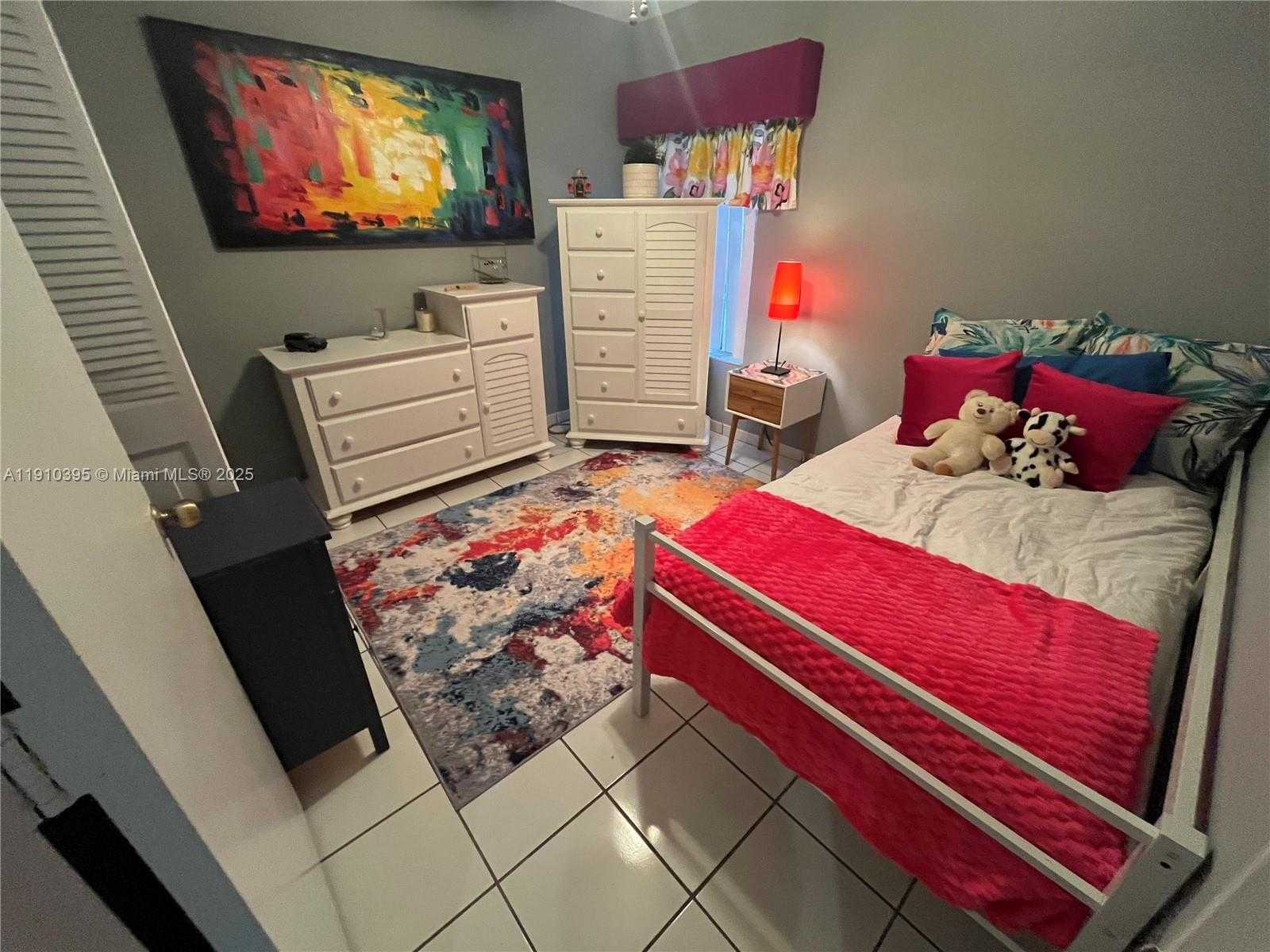 Small Image of 1327 SEAGRAPE CIR, Weston Number 22