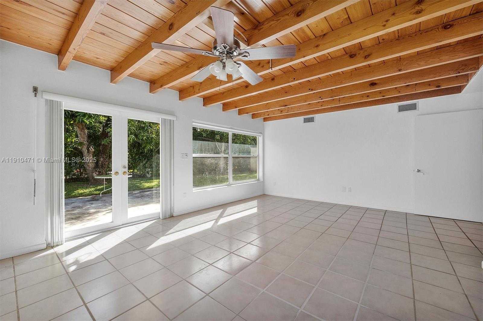 Small Image of 11111 SOUTH WEST 78TH CT, Pinecrest Number 10