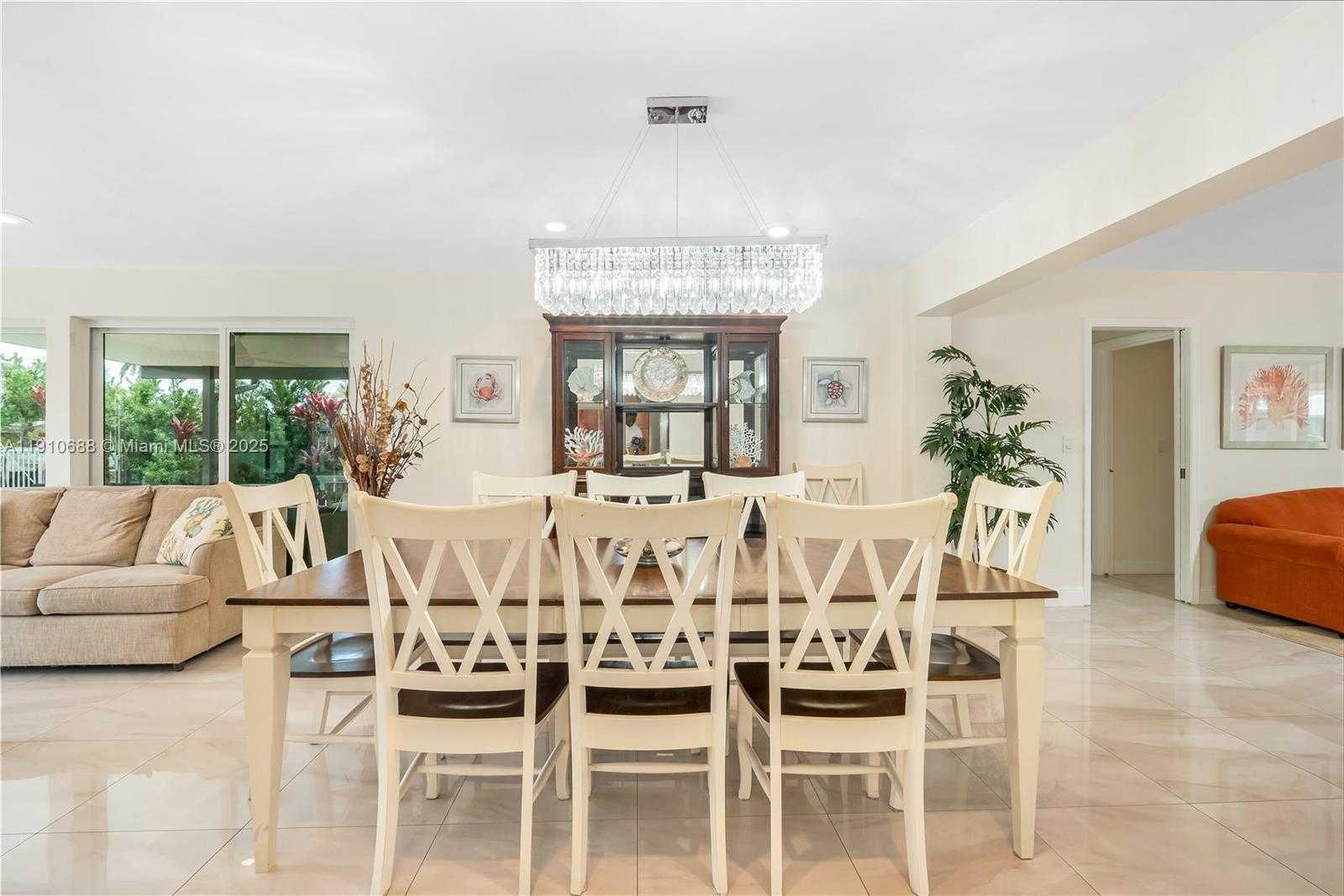 Small Image of 281 SOUTH EAST 3RD CT, Pompano Beach Number 15