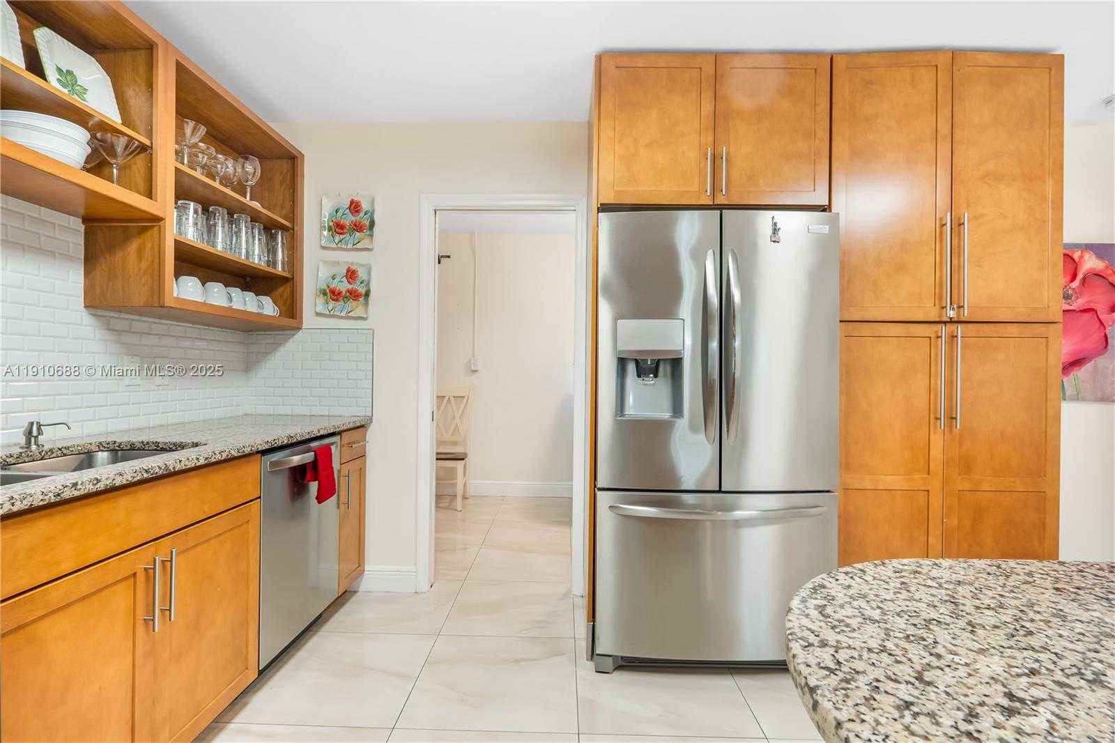 Small Image of 281 SOUTH EAST 3RD CT, Pompano Beach Number 30