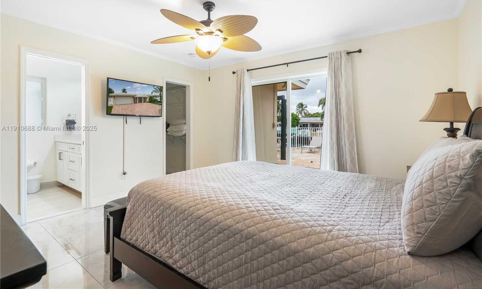 Small Image of 281 SOUTH EAST 3RD CT, Pompano Beach Number 34