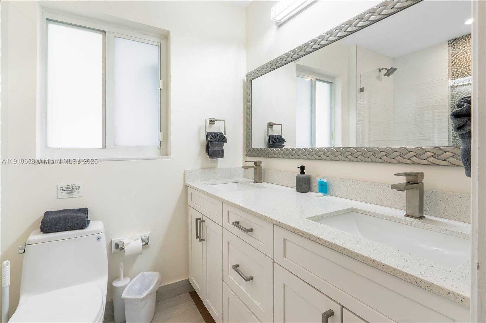 Small Image of 281 SOUTH EAST 3RD CT, Pompano Beach Number 37