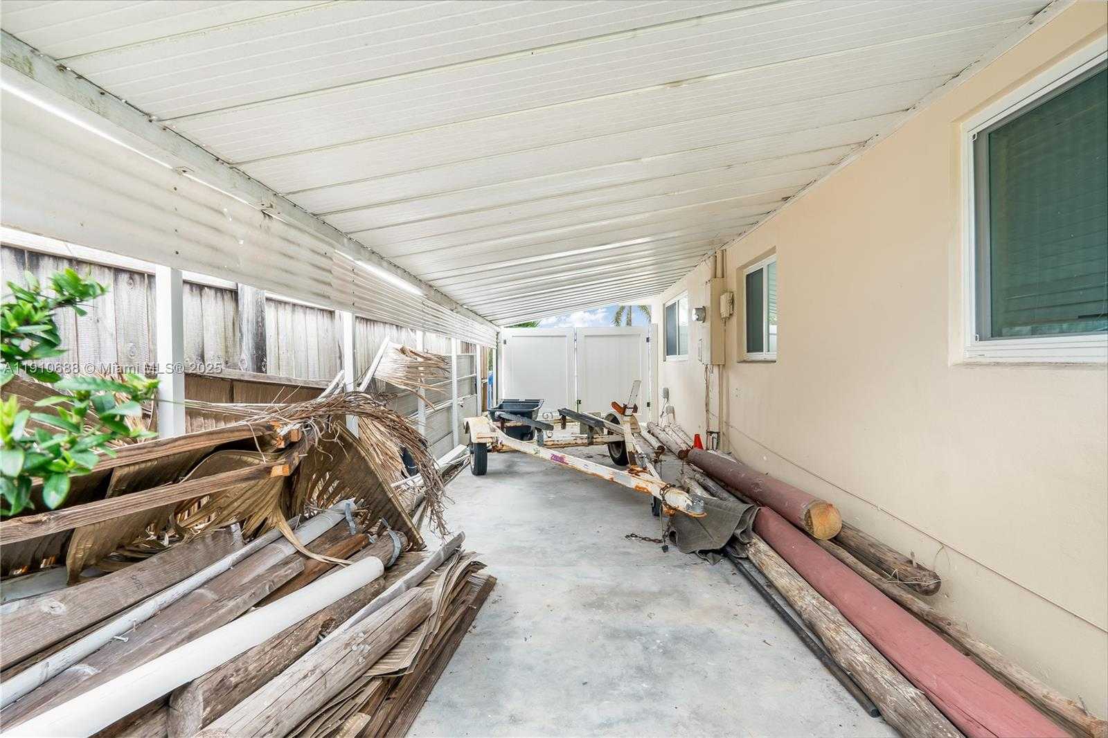 Small Image of 281 SOUTH EAST 3RD CT, Pompano Beach Number 38