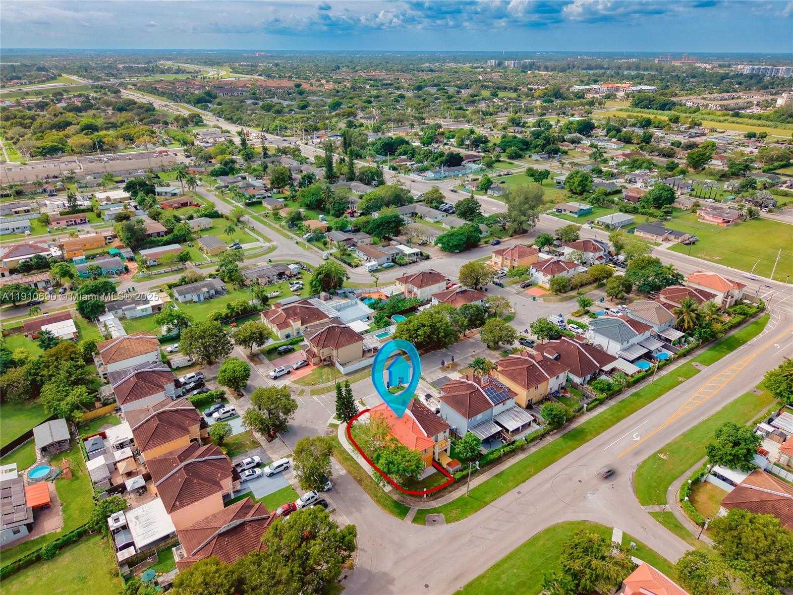 Small Image of 13527 SOUTH WEST 264TH TER, Homestead Number 26