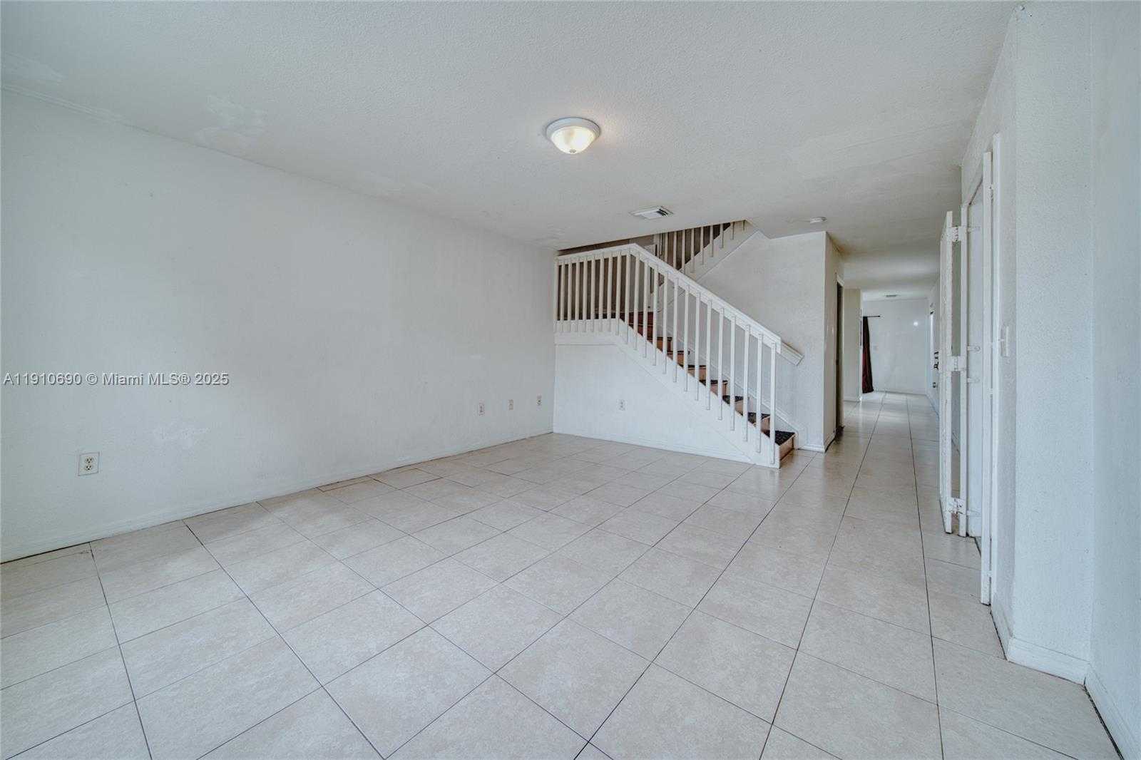 Small Image of 13527 SOUTH WEST 264TH TER, Homestead Number 5