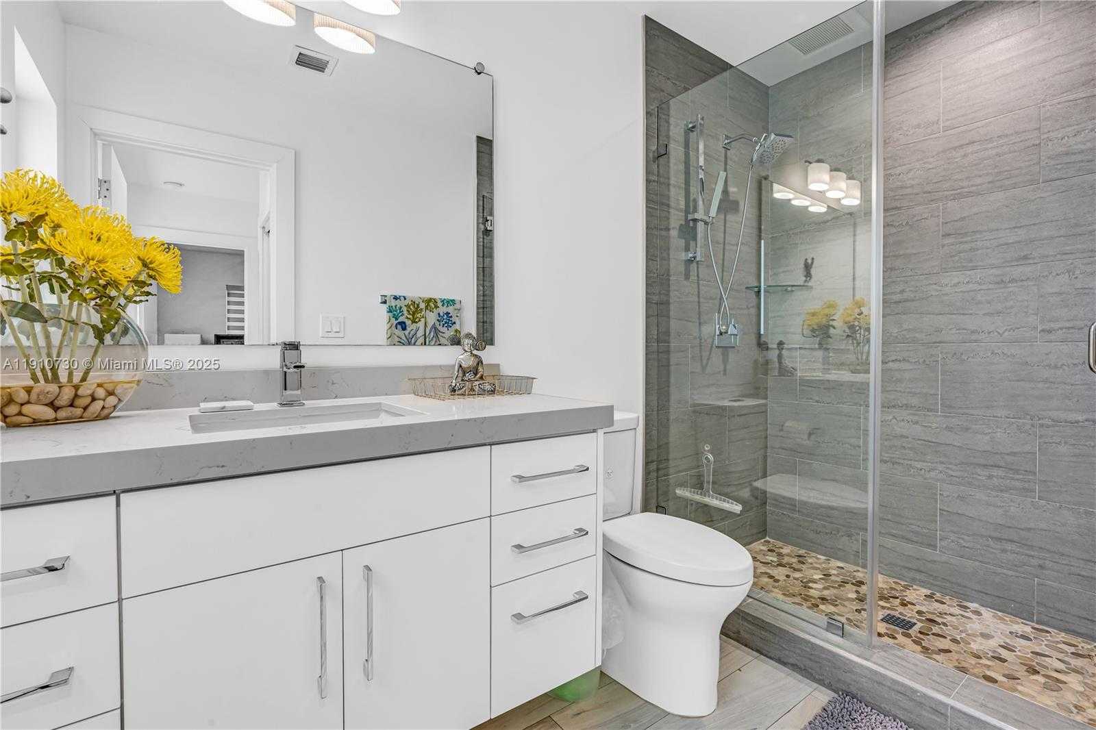 Small Image of 325 CALUSA, Islamorada Number 14