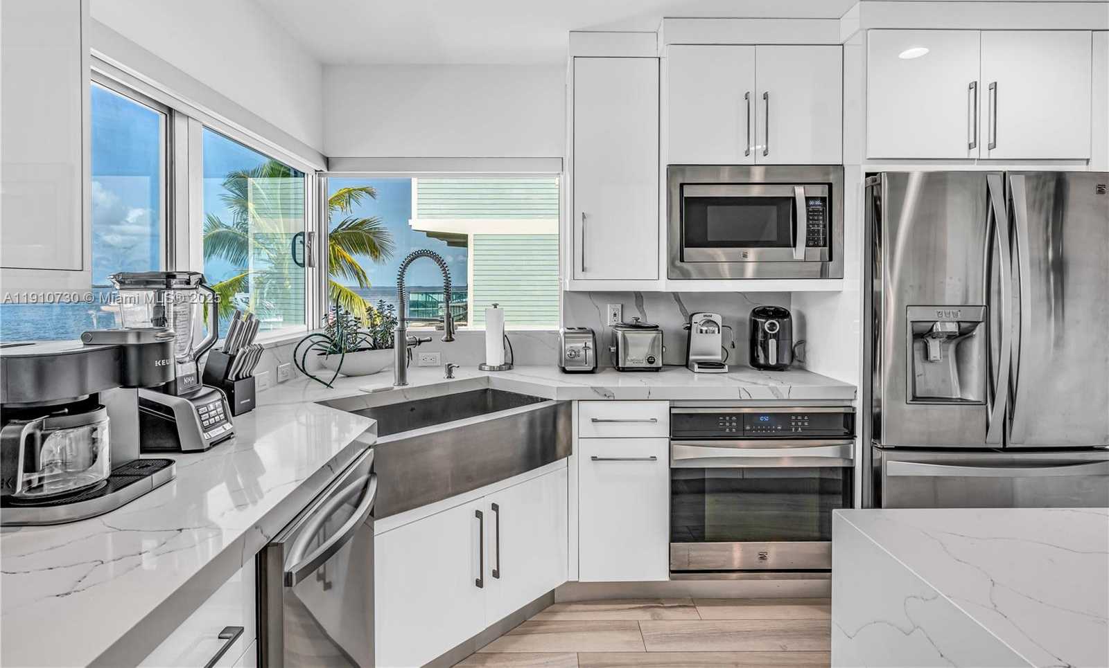 Small Image of 325 CALUSA, Islamorada Number 6