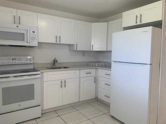 Small Image of 1609 SOUTH 25TH AVE, Hollywood Number 6