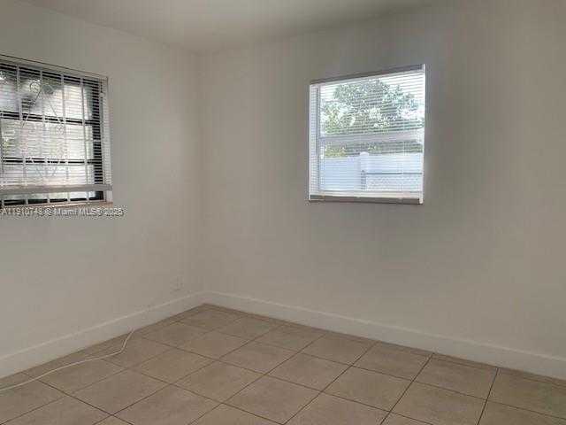 Small Image of 1609 SOUTH 25TH AVE, Hollywood Number 8