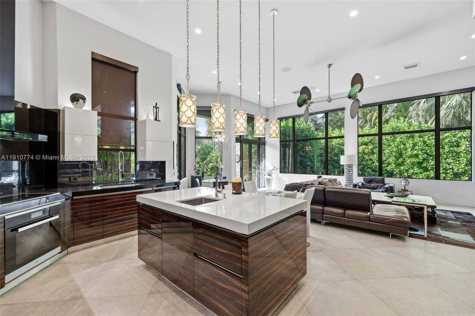 Small Image of 12321 NORTH WEST 2ND ST, Plantation Number 17