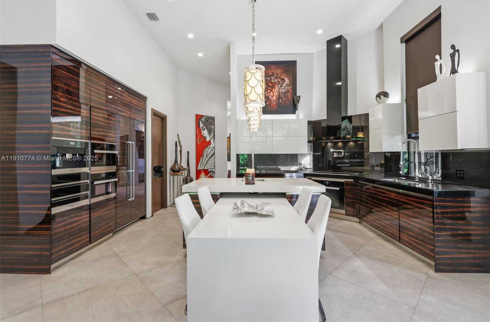 Small Image of 12321 NORTH WEST 2ND ST, Plantation Number 26