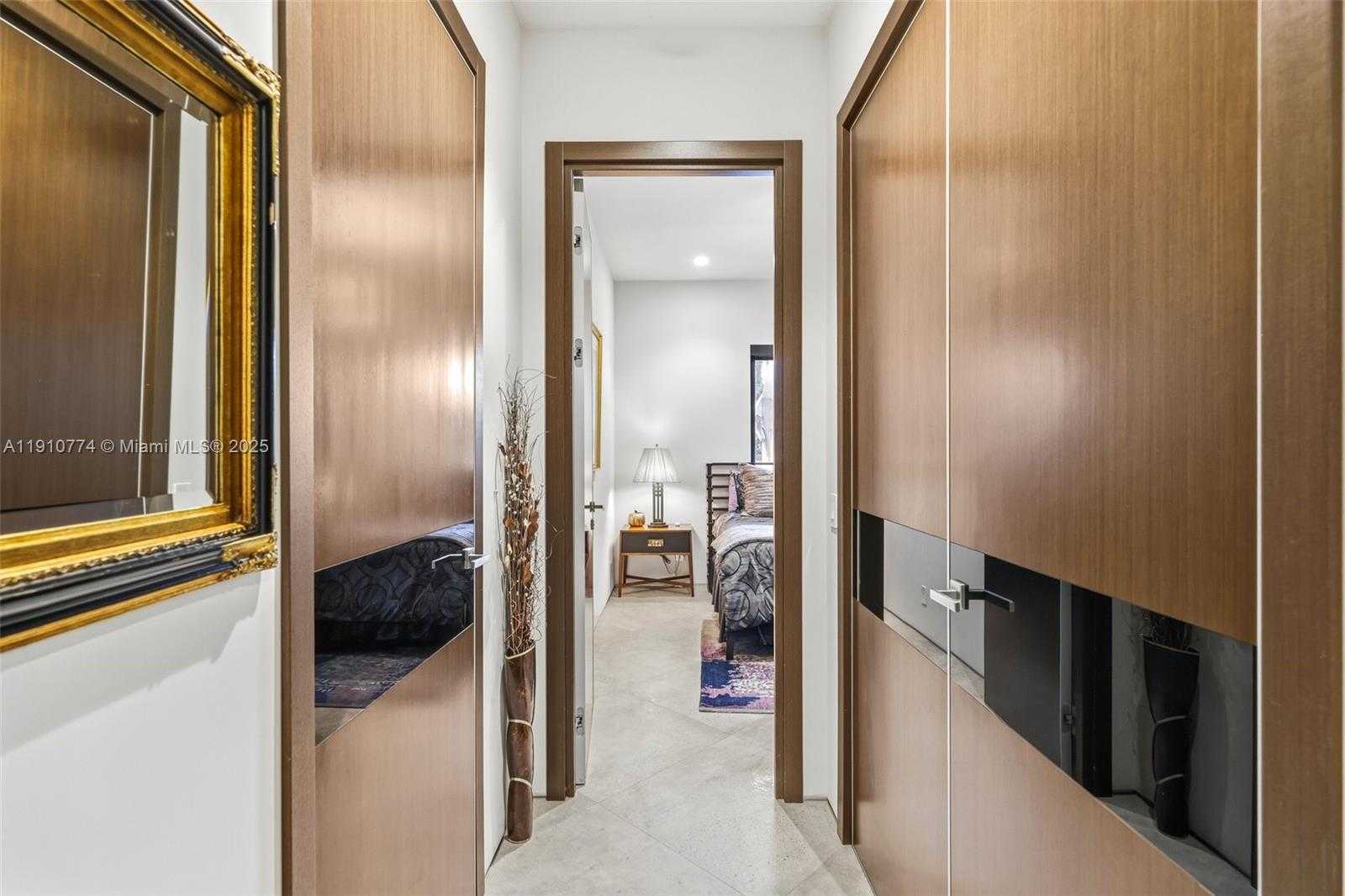 Small Image of 12321 NORTH WEST 2ND ST, Plantation Number 38