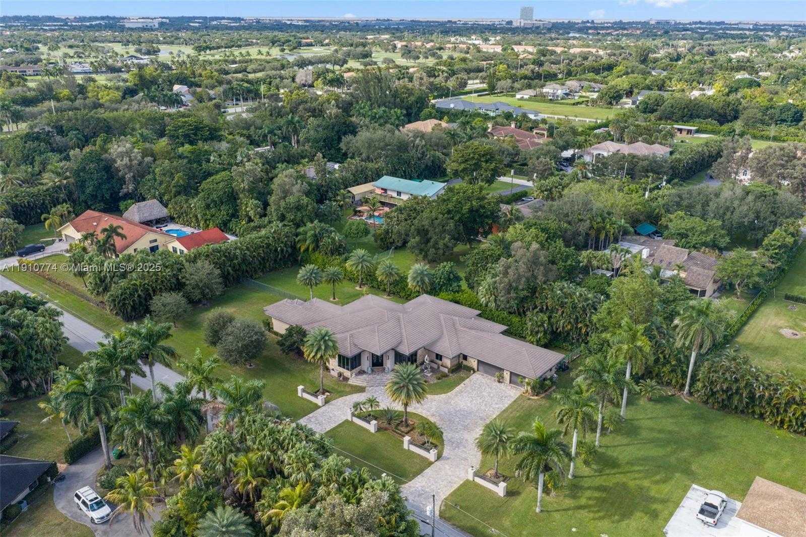 Small Image of 12321 NORTH WEST 2ND ST, Plantation Number 64