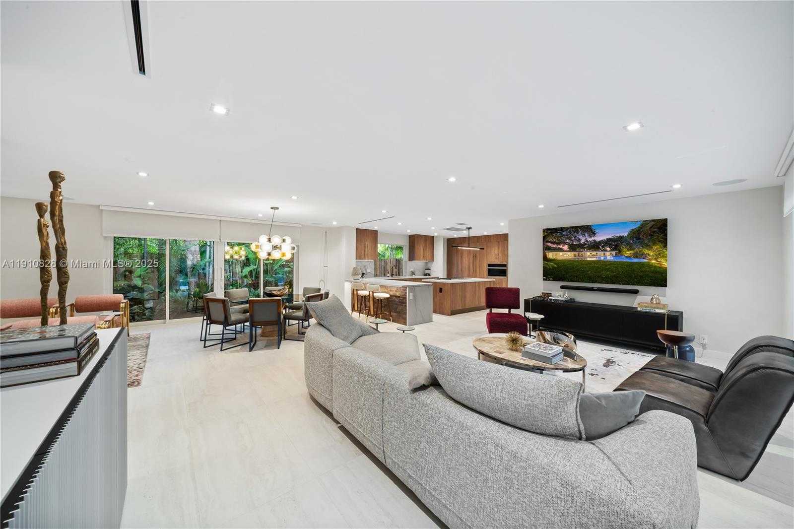 Small Image of 1075 NORTH EAST 99TH ST, Miami Shores Number 12