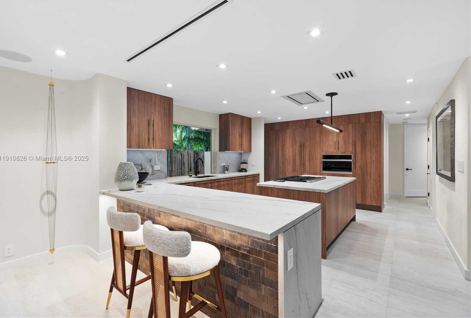 Small Image of 1075 NORTH EAST 99TH ST, Miami Shores Number 19